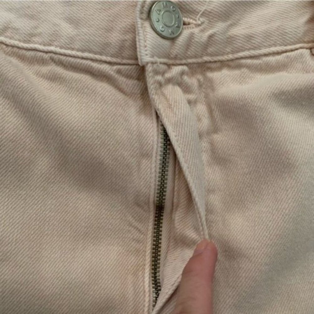 AMO Jeans - Picture 7 of 12
